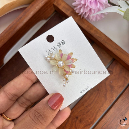 Elegant Pearl Floral Brooch with Crystal Drops