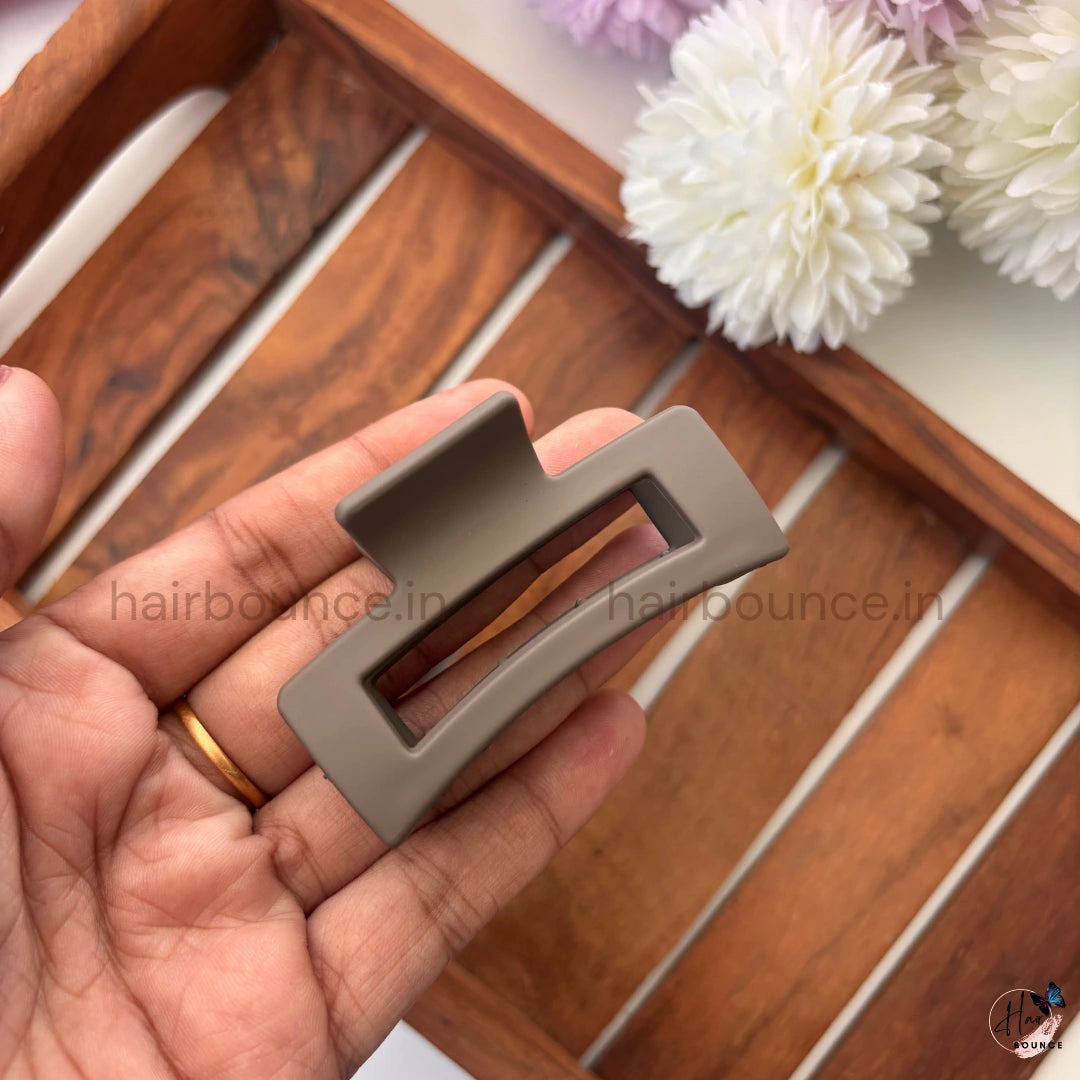 Matte Neutral Rectangle Cut Hair Claw – Medium