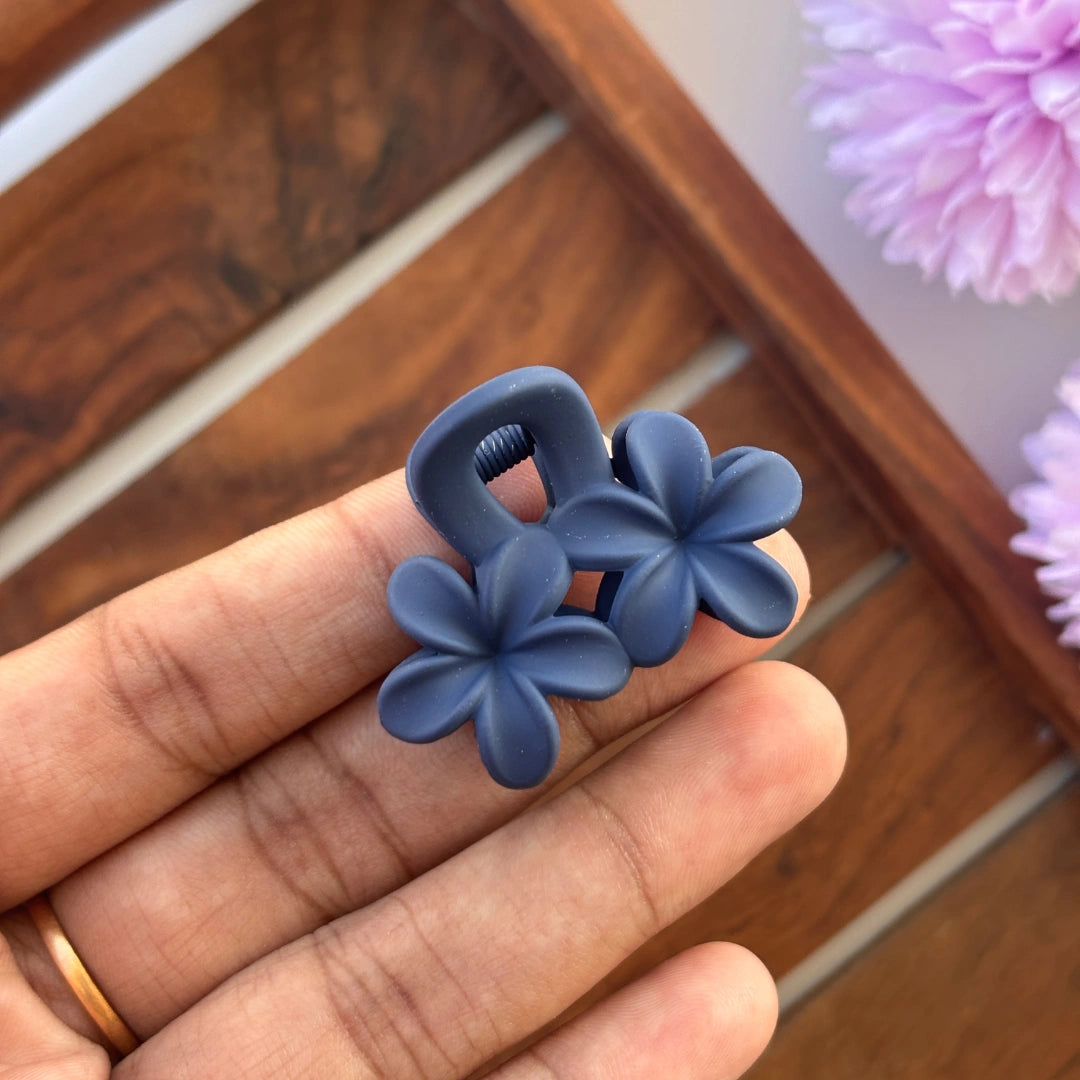 Mini Double Lilly Flower Hair Claw - Small