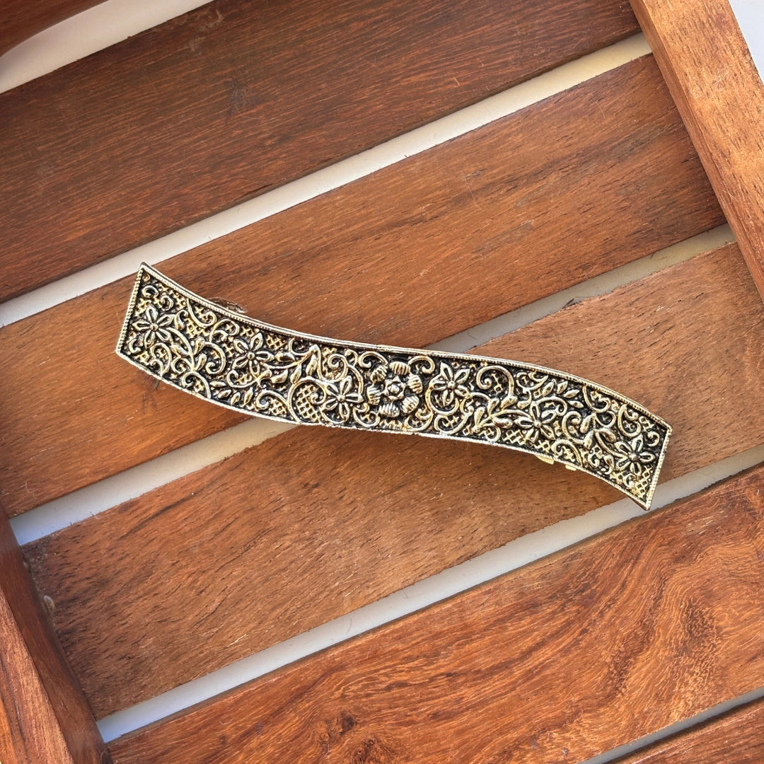 Antique Floral Metal Center Clip