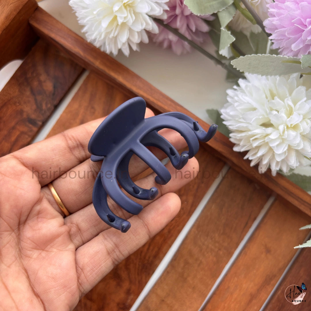 Matte Crown Hair Claw – Medium