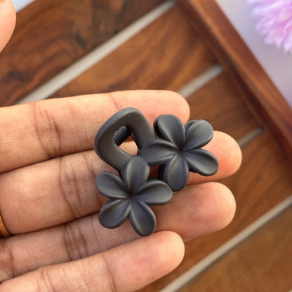 Mini Double Lilly Flower Hair Claw - Small