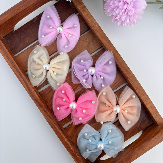 Elegant Pearl Bow Clip