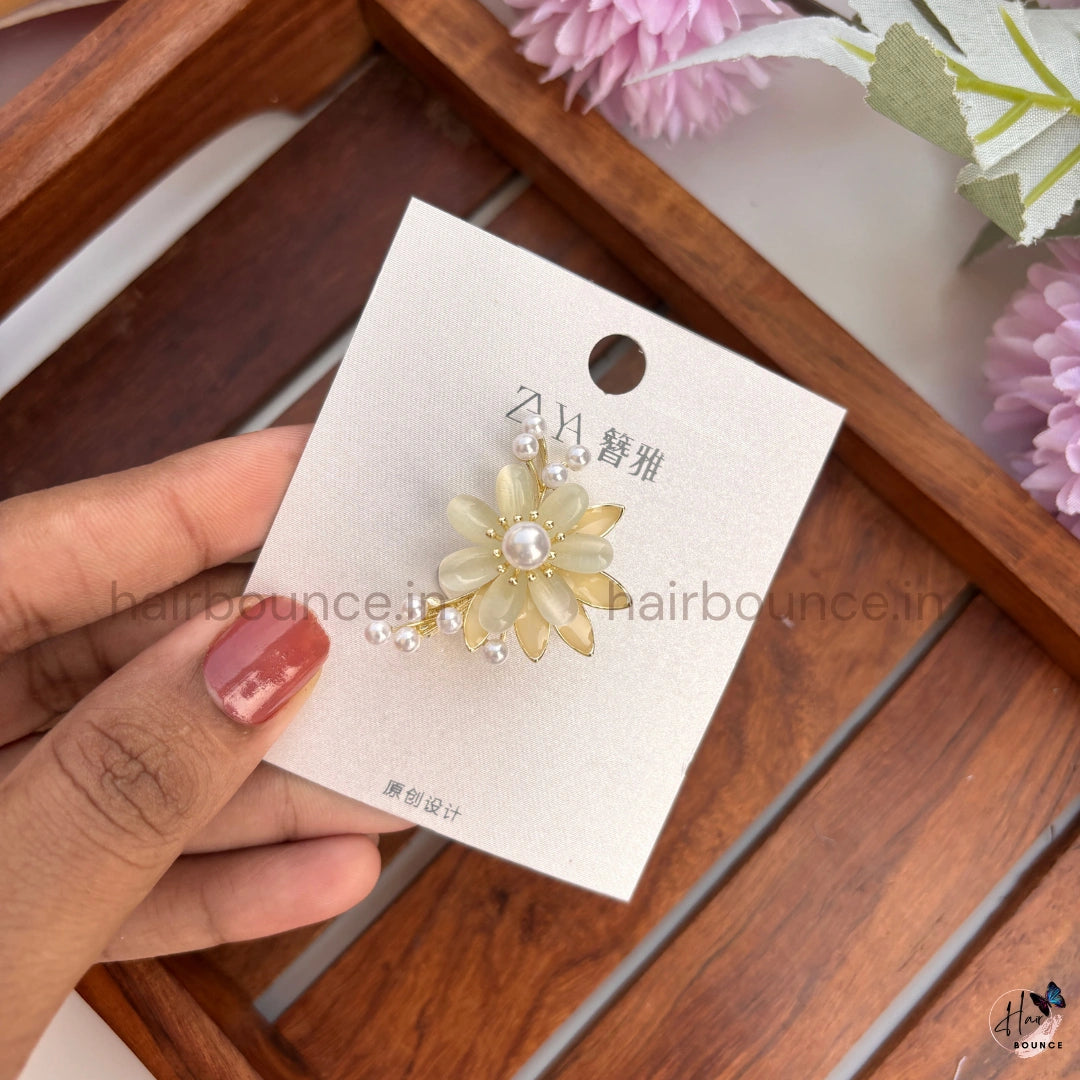 Elegant Pearl Floral Brooch with Crystal Drops