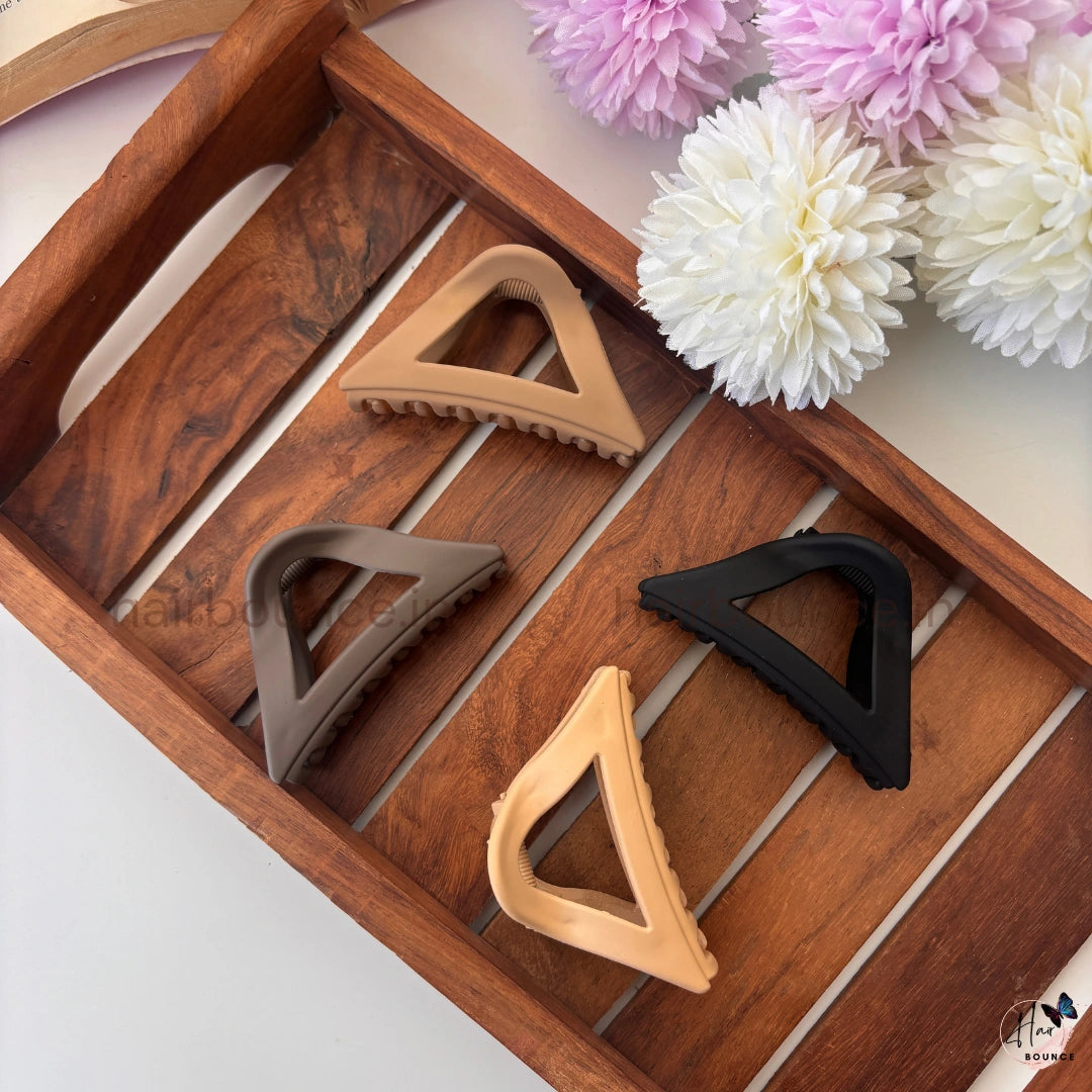 Matte Neutral Triangle Cut Hair Claw – Medium