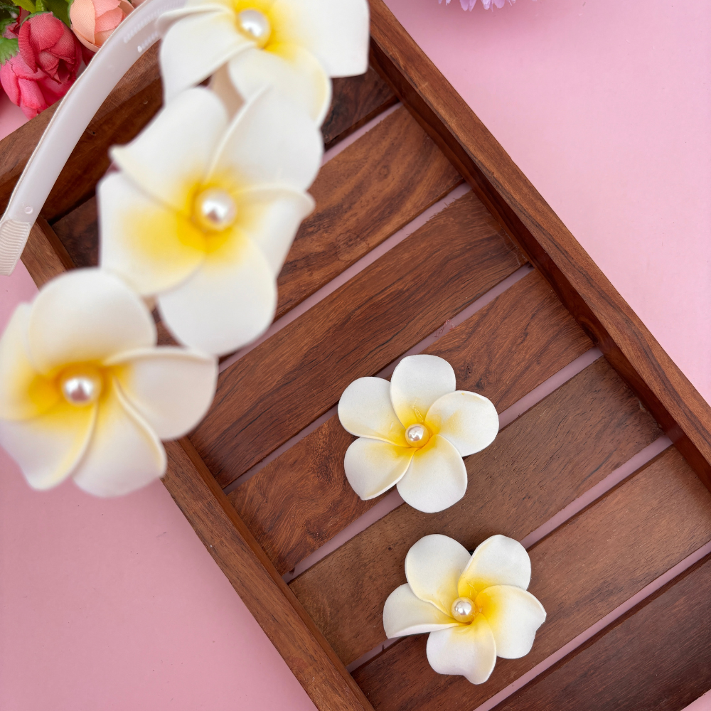 Pearl Flower with Two Alligator Clips