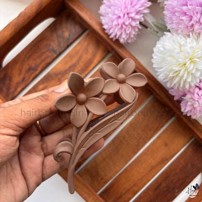 Matte Twin Blossom Vine Hair Claw – Large