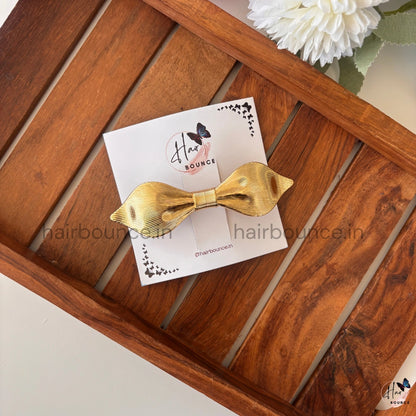 Sleek Luxe Metallic Bow Hair Clip – Minimal Glam Edition
