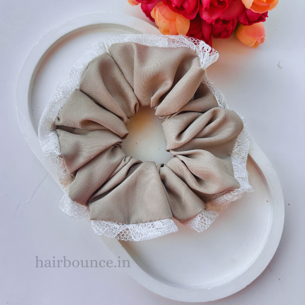 Vintage Scrunchie - Light Brown