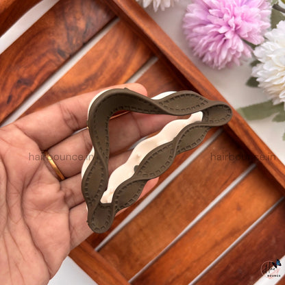 Dual-Colour Wave Hair Claw – Large