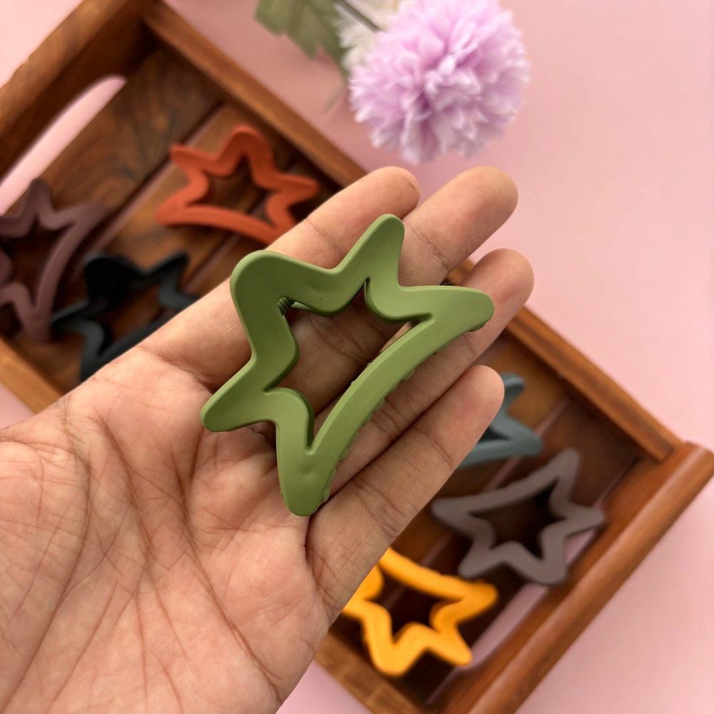 Matte Finish Star Shape Hair Claw - Medium