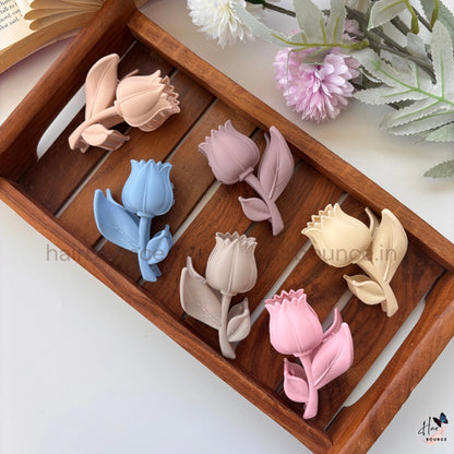 Matte Tulip Hair Claw – Medium