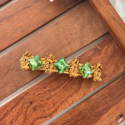 Radha Krishna Emerald Kundan Center Hair Clip