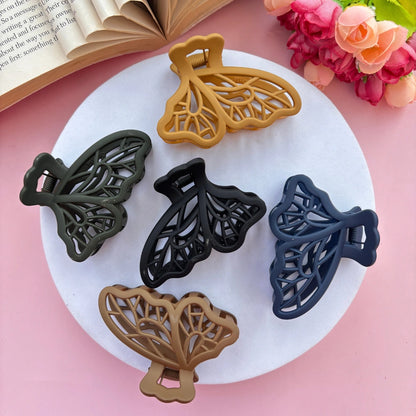 Lined Butterfly Hair Claw - Medium