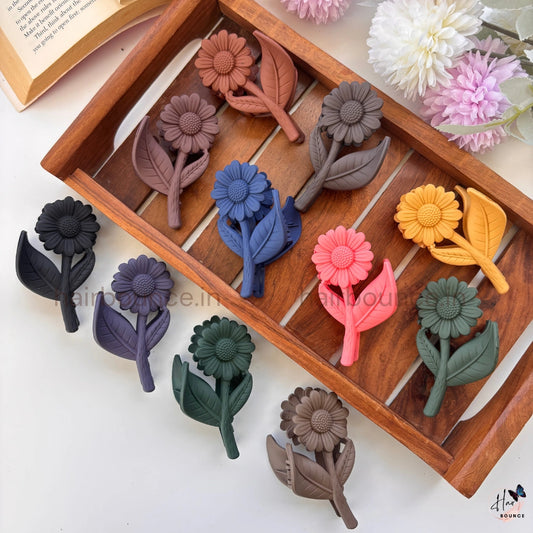 Sunflower Bloom Hair Claw – Medium