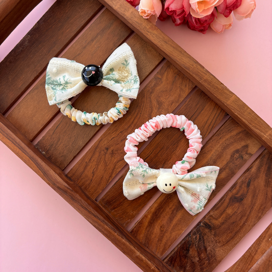 Smiley Bow Rubber Band