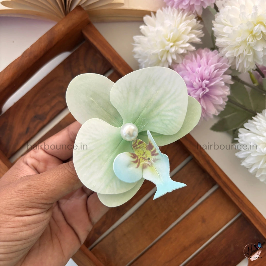 Orchid Pearl Hair Clip