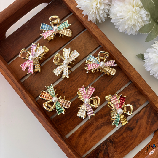 Pearl Ribbon Luxe Hair Claw – Medium