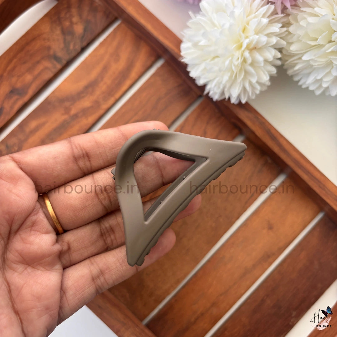 Matte Neutral Triangle Cut Hair Claw – Medium
