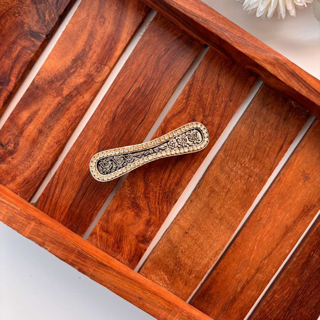 Classic Floral Curve Hair Clip