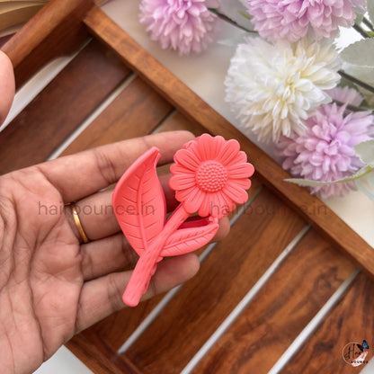 Sunflower Bloom Hair Claw – Medium