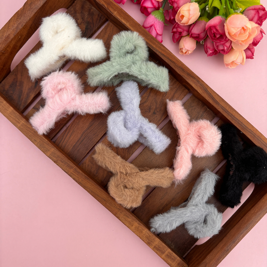 Loop Fur Hair Claw - Medium