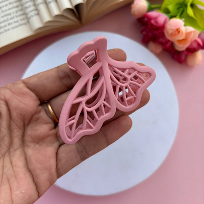Lined Butterfly Hair Claw - Medium