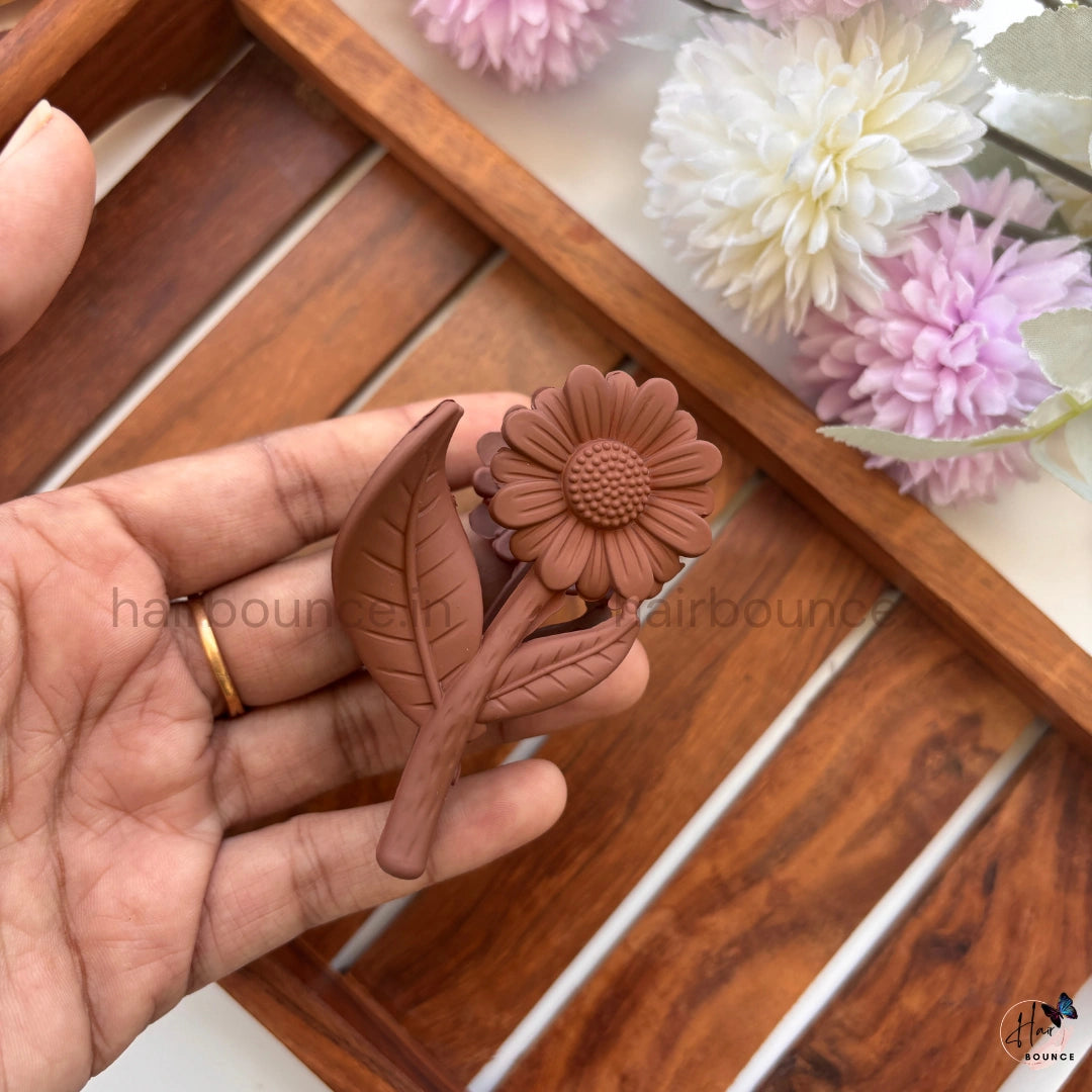 Sunflower Bloom Hair Claw – Medium