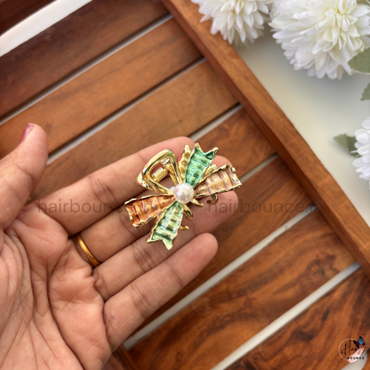 Pearl Ribbon Luxe Hair Claw – Medium