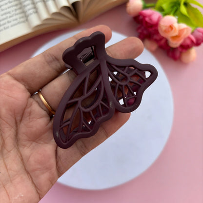 Lined Butterfly Hair Claw - Medium