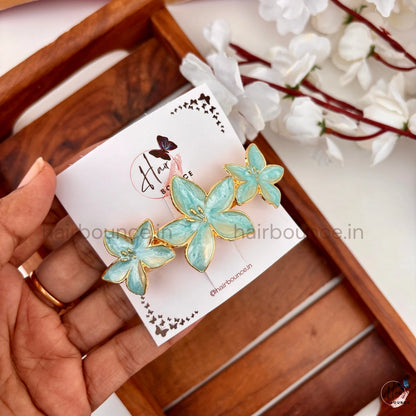 Lily Blossom Center Hair Clip – Triple Flower