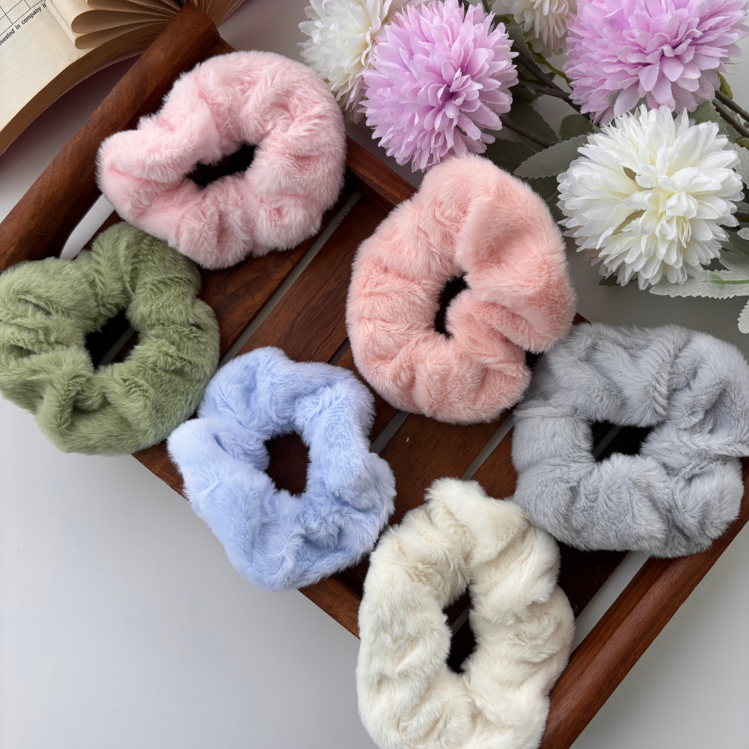 Colourful Fur Scrunchie - Regular