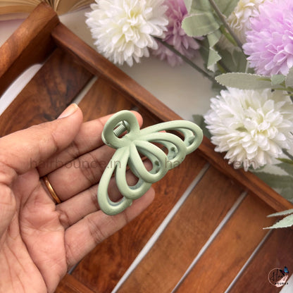 Open Wing Hair Claw – Medium