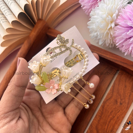 Hanging Pearl Blossom Arc Hair Clip