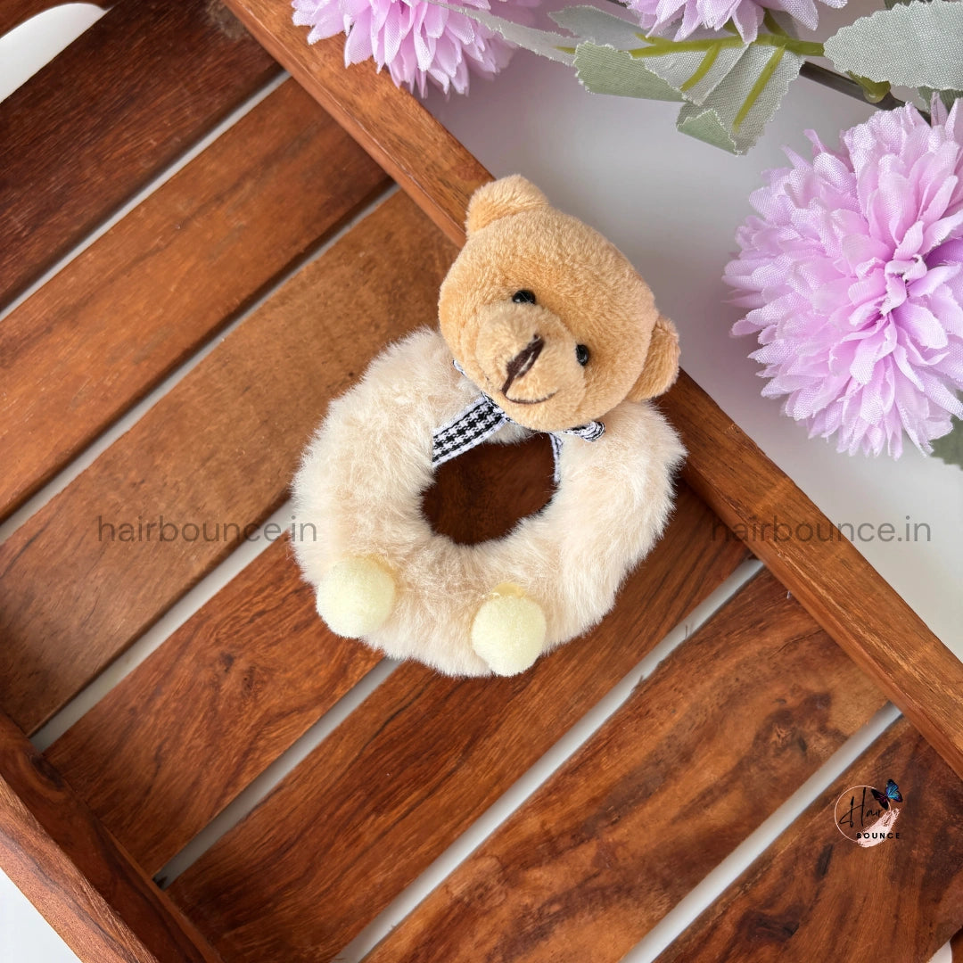 Teddy Pompom Plush Scrunchies – Cute & Cuddly Style