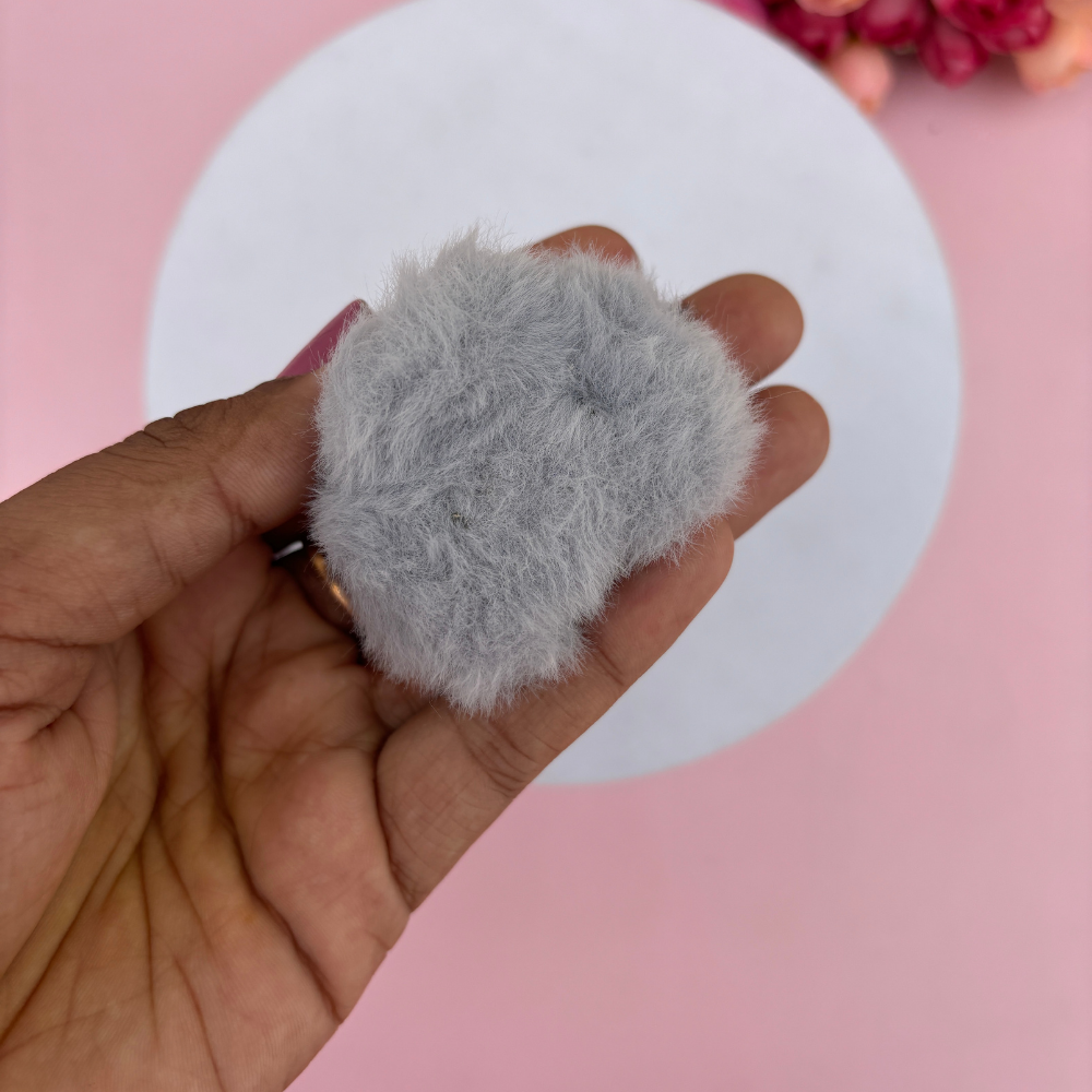Infinity Cozy Fur Claw – Small