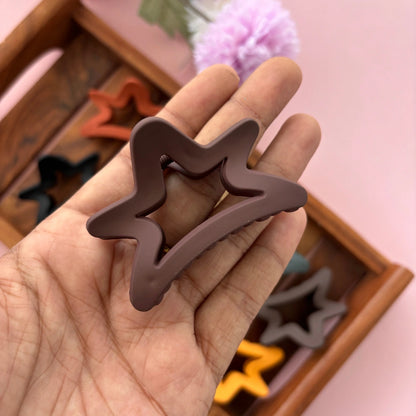 Matte Finish Star Shape Hair Claw - Medium