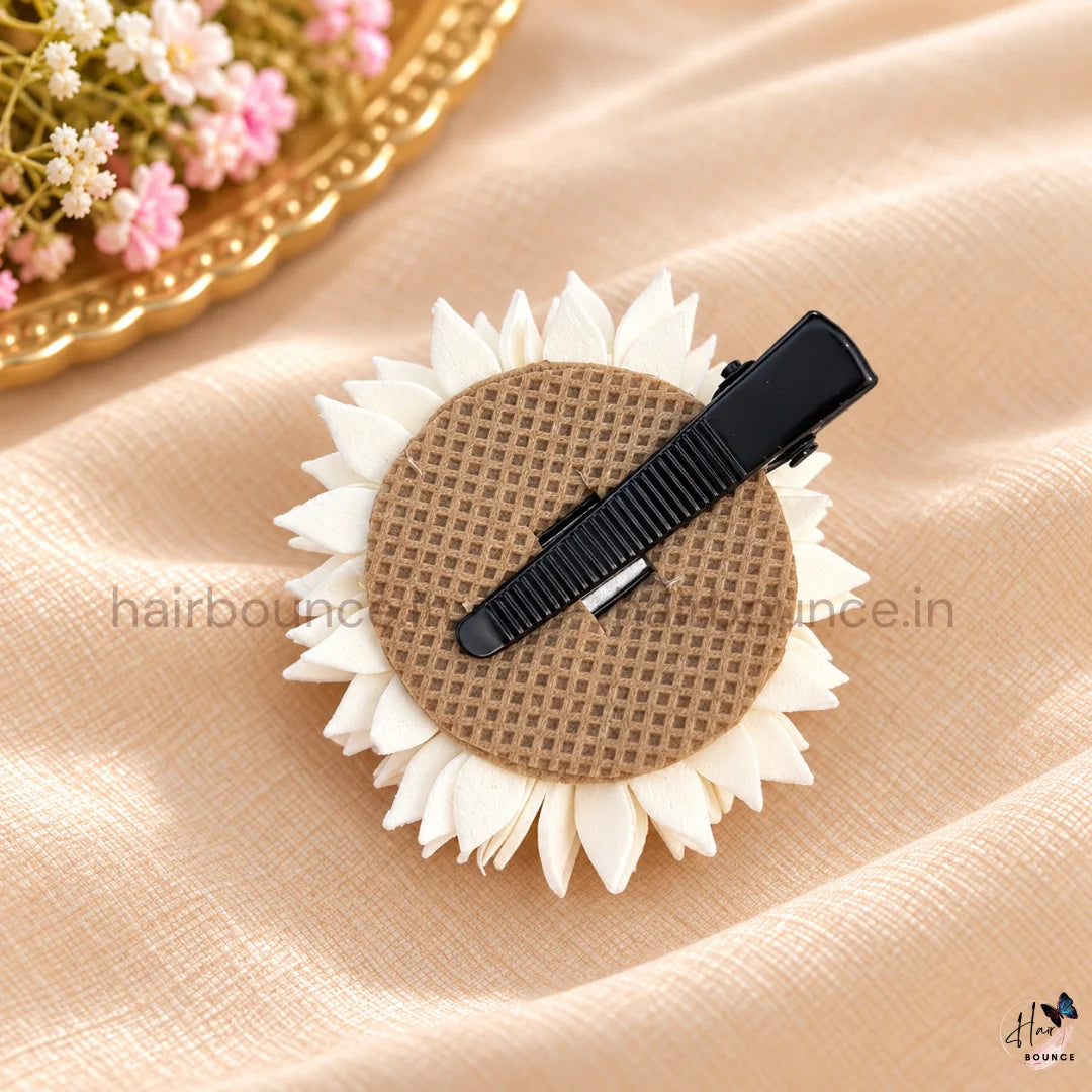 Iruvachi Floral Alligator Hair Clip