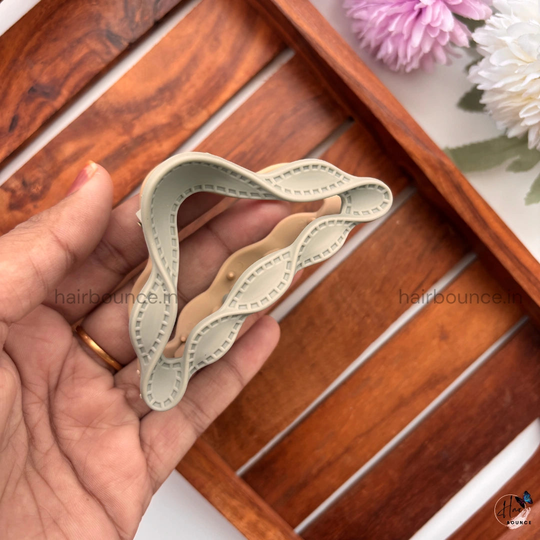 Dual-Colour Wave Hair Claw – Large