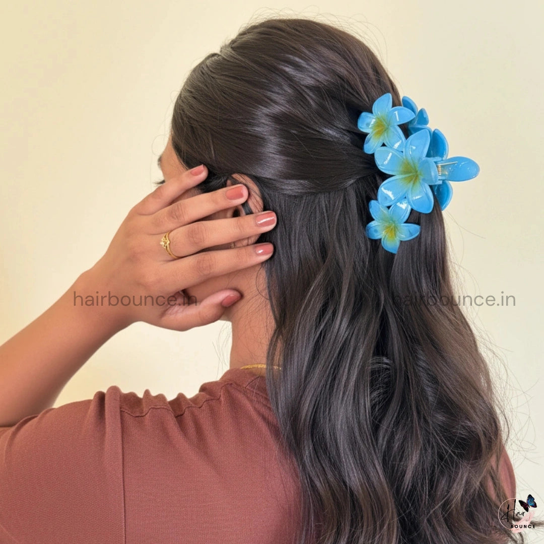 Shinny Triple Flower Lilly Hair Claw - Large