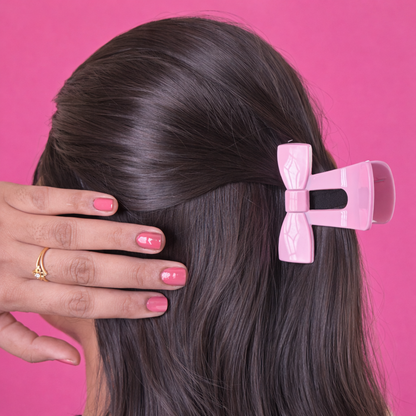 Chic Bow Cutout Hair Claw – Medium