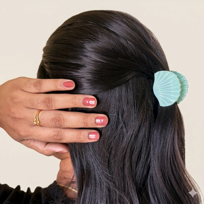 Pastel Seashell Hair Claw – Small