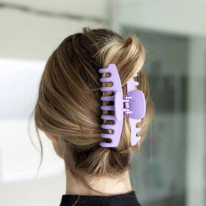 Matte U-Curve Hair Claw - Large