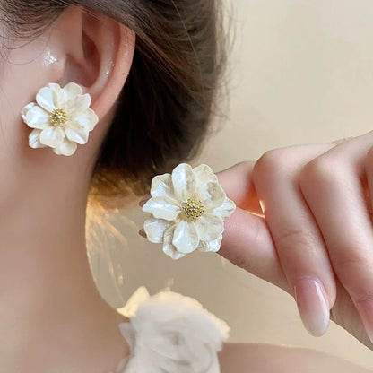 Elegant White Flower Earrings