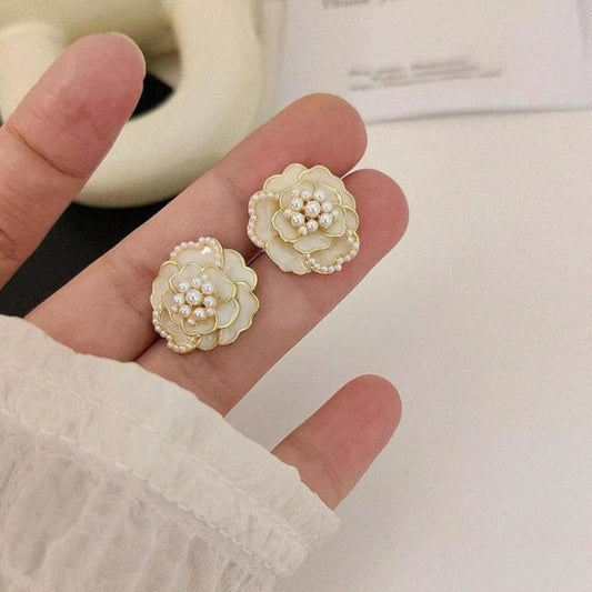 Rose Pearl Earrings