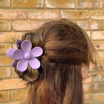 Matte Daisy Flower Hair Claw - Large
