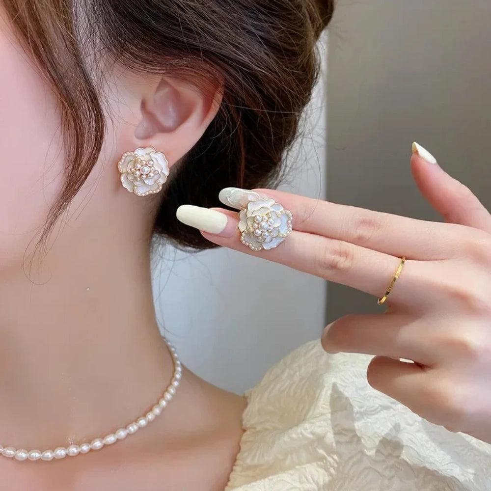Rose Pearl Earrings