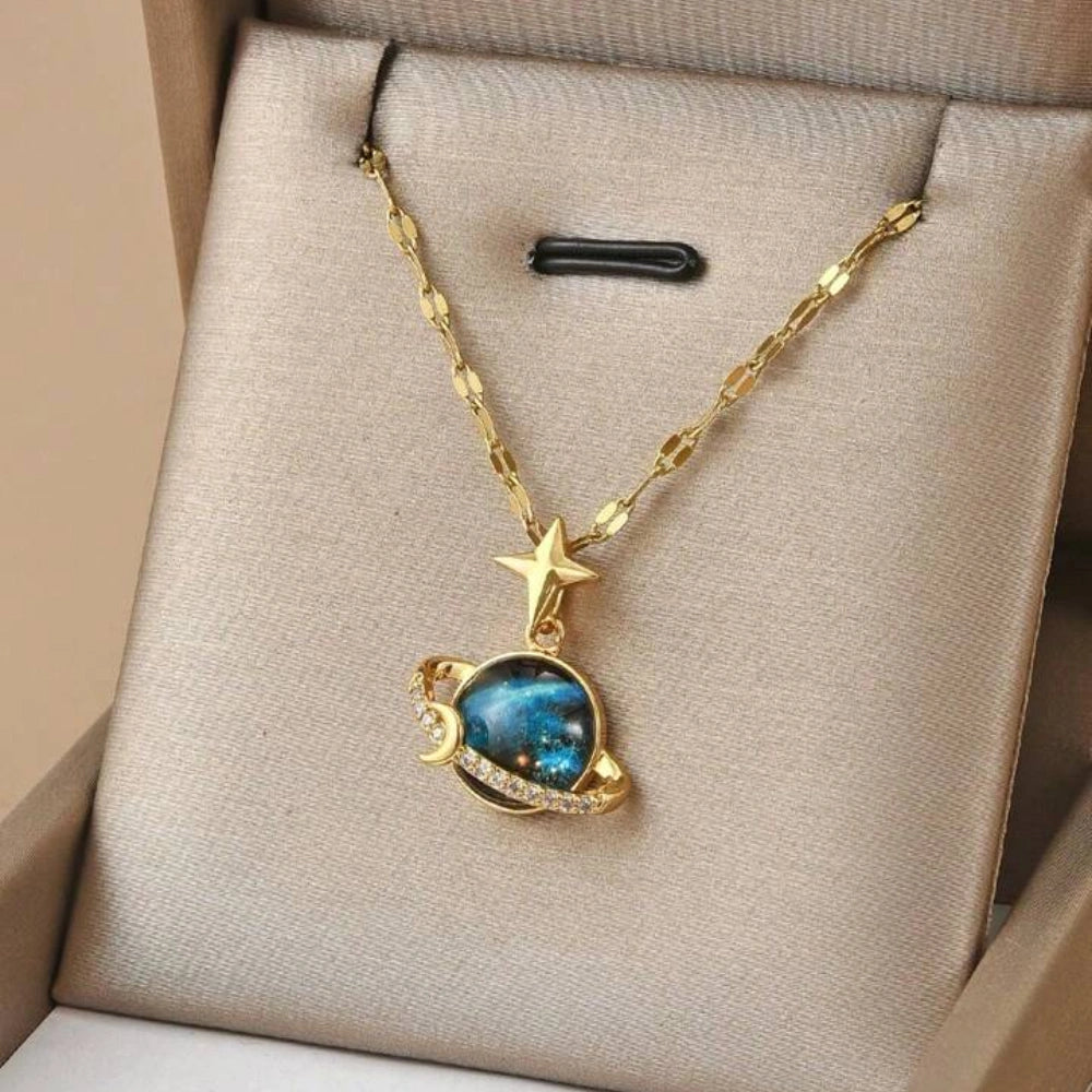 Moon Shape Necklace