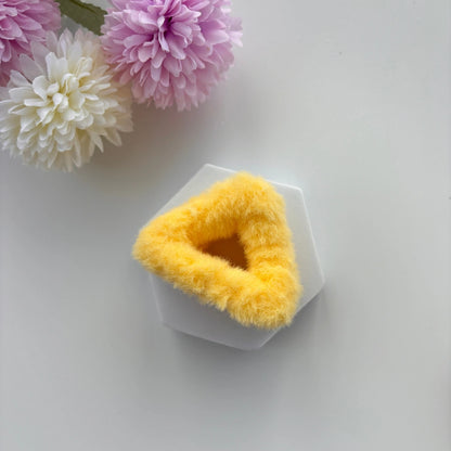 Triangular Fur Claw - Medium