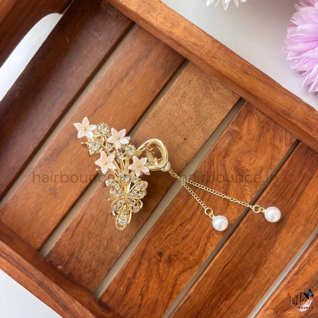 Majestic Bloom Pearl Drop Hair Claw – Medium